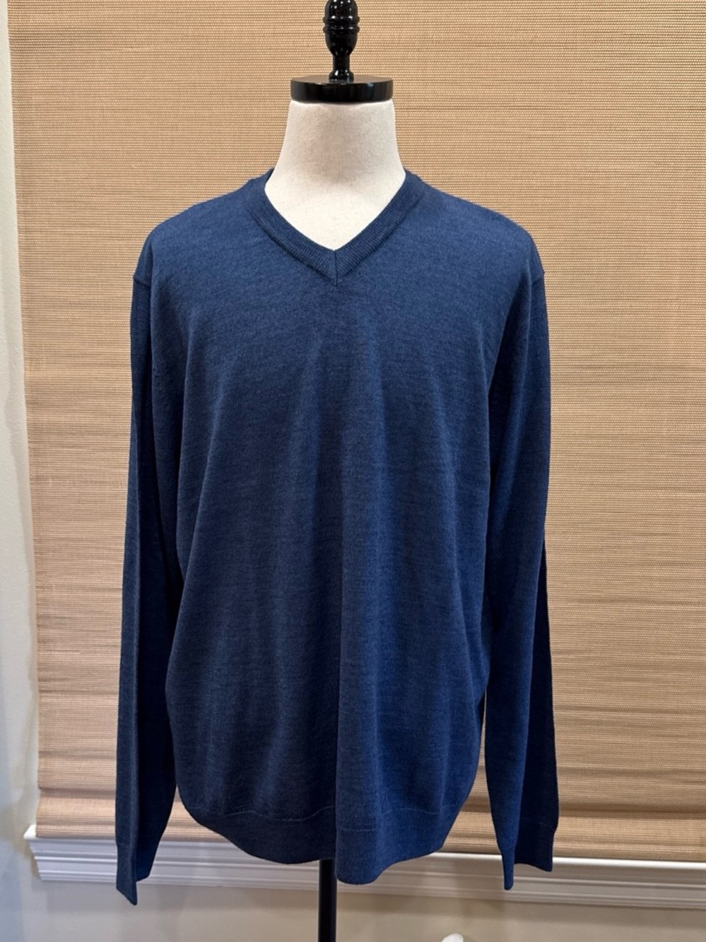 Dkny Men's V-Neck Sweater in Navy Blue Knit Merino Wool & Acrylic Men’s 2X
